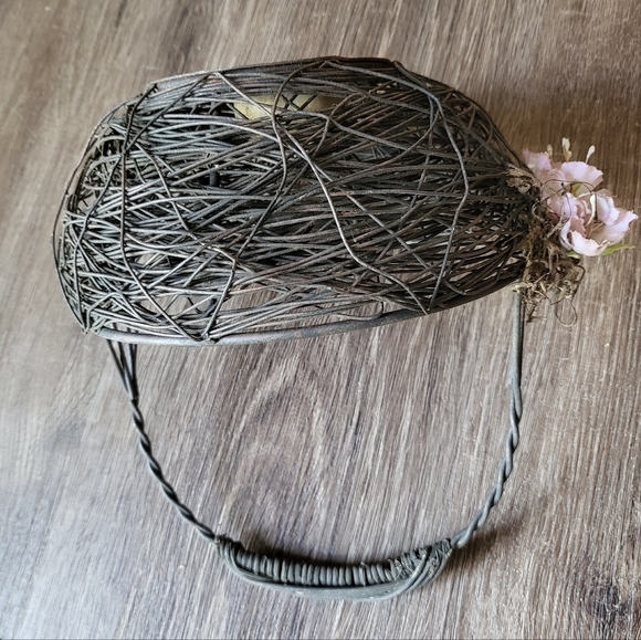 Vintage(?) Metal Bird Nest Basket Decor - Picture 6 of 6